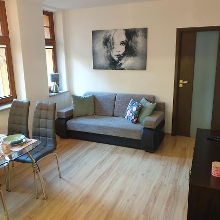 Apartament 41 W Willi Jozefina, Parking W Cenie! Mbnoclegi 斯克拉斯卡波伦巴 外观 照片
