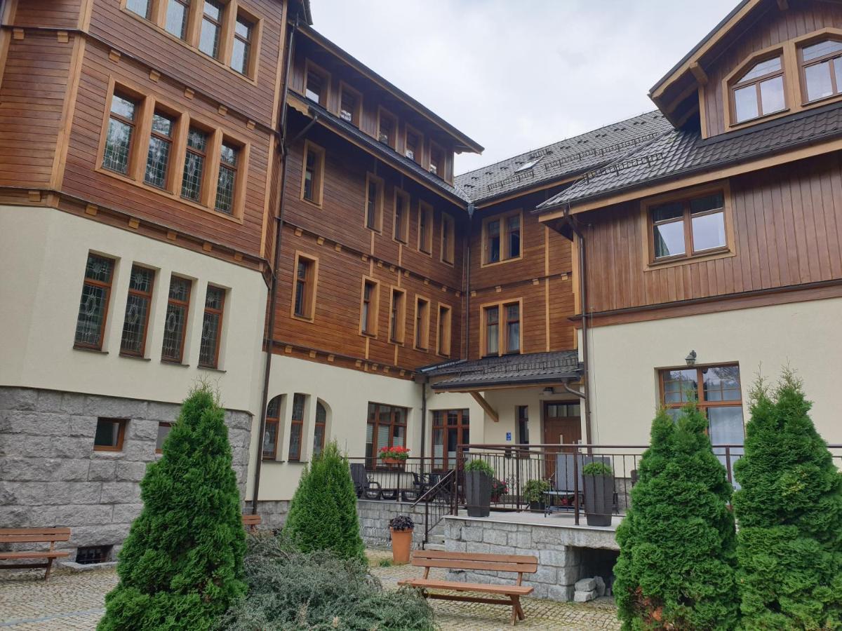 Apartament 41 W Willi Jozefina, Parking W Cenie! Mbnoclegi 斯克拉斯卡波伦巴 外观 照片